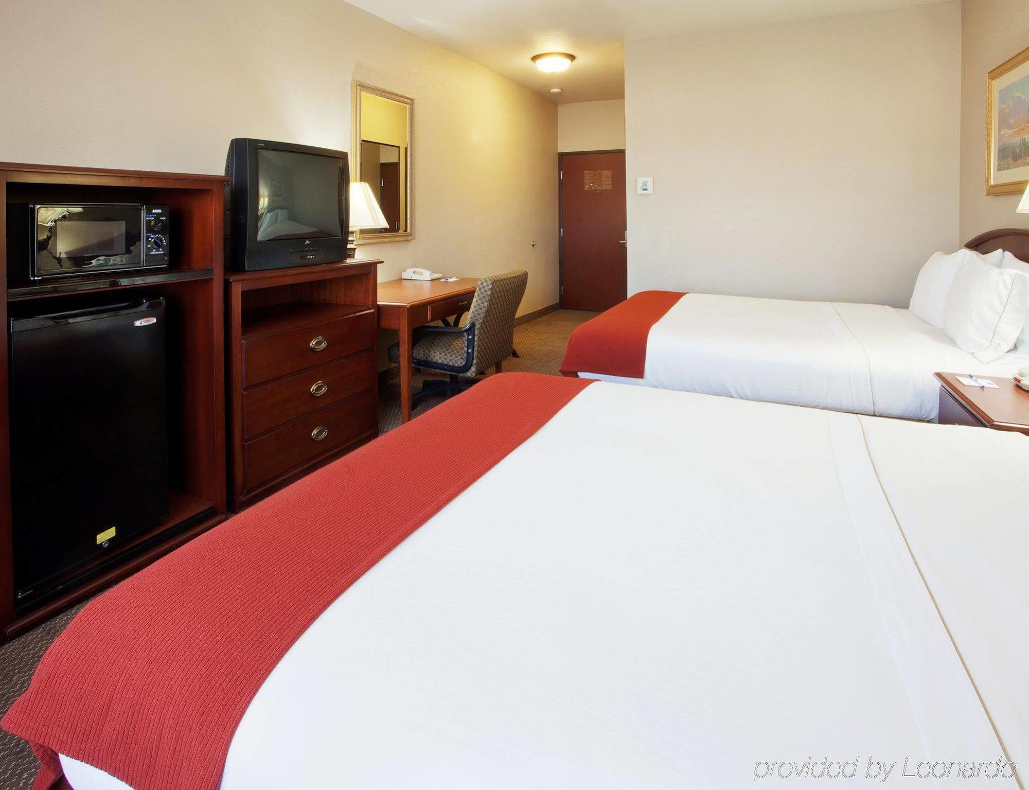 Holiday Inn Express- West Sacramento By Ihg Pokoj fotografie